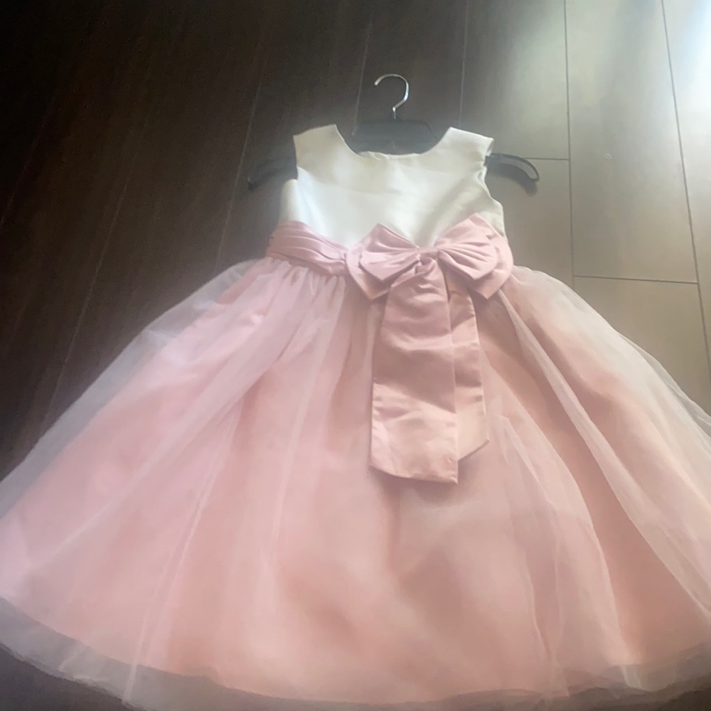 Bow dress